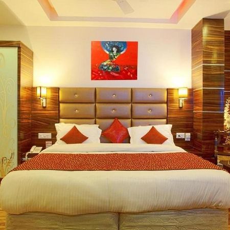Hotel Ark Suites At Delhi Airport Нью-Дели Экстерьер фото